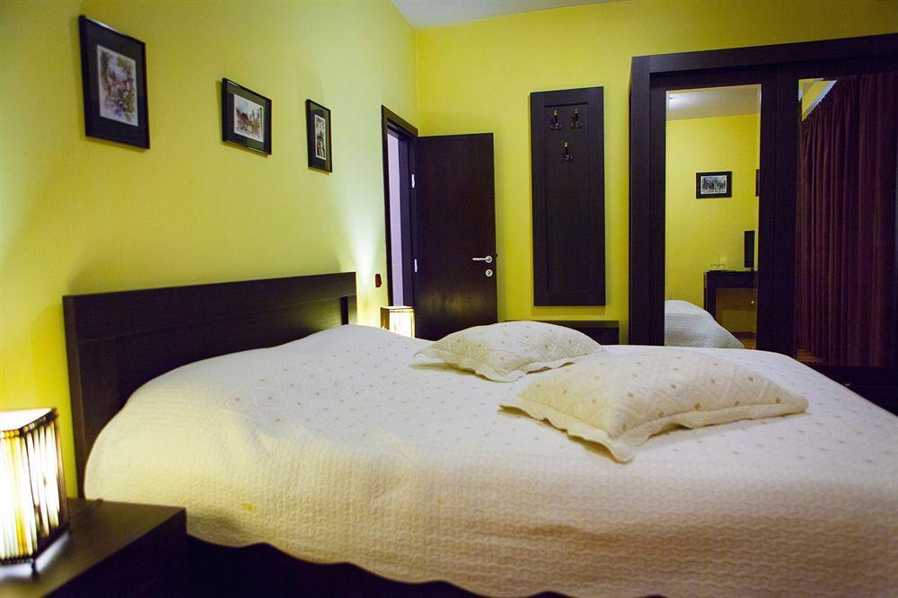 Rami House Central Double Rooms Brasov Bagian luar foto