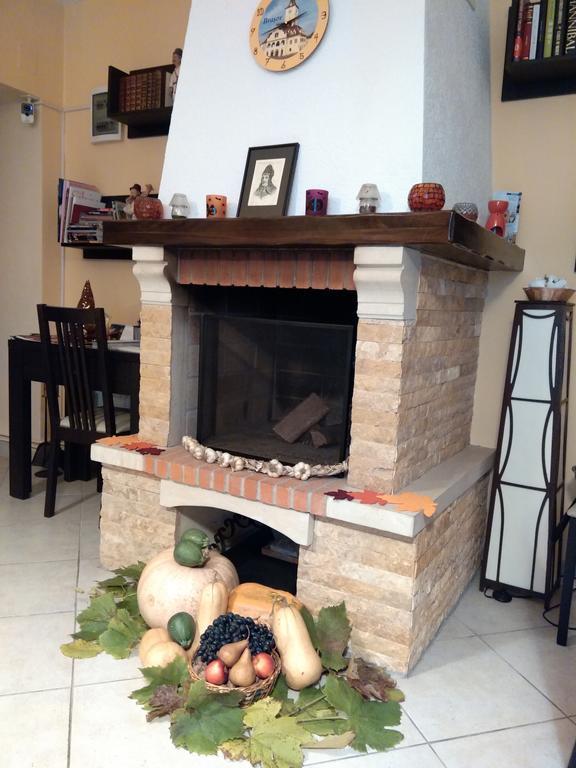 Rami House Central Double Rooms Brasov Bagian luar foto