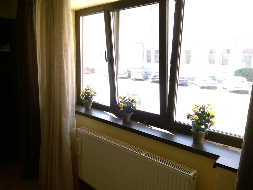 Rami House Central Double Rooms Brasov Bagian luar foto